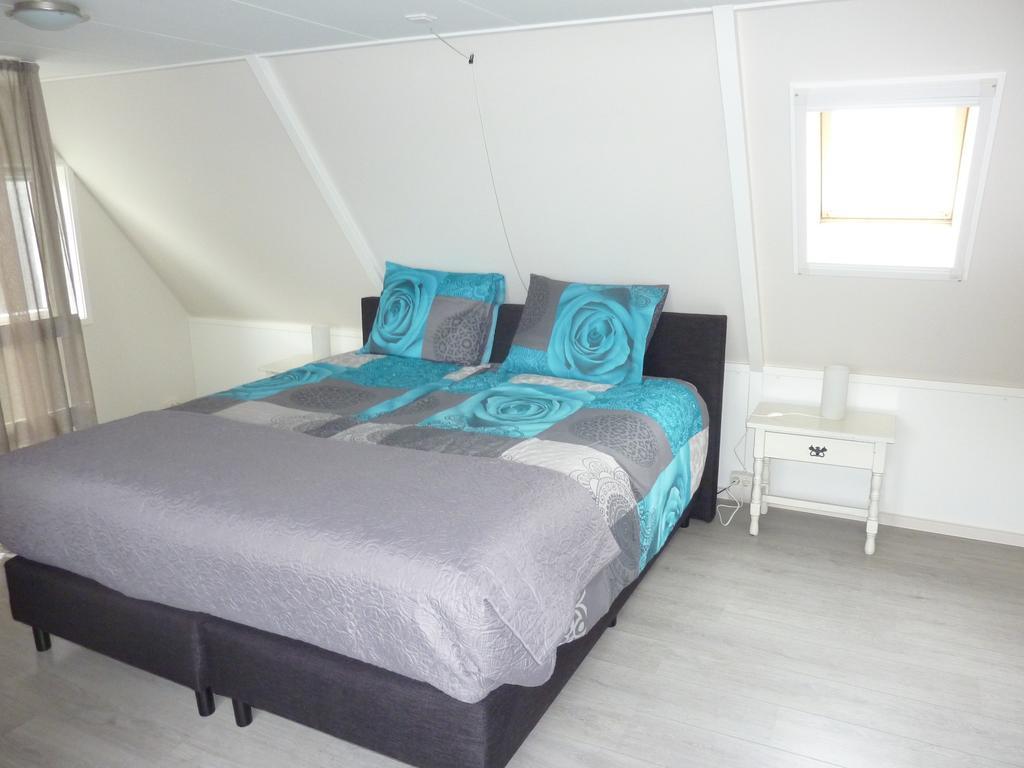Earnewâld B&B It Lytshus חדר תמונה